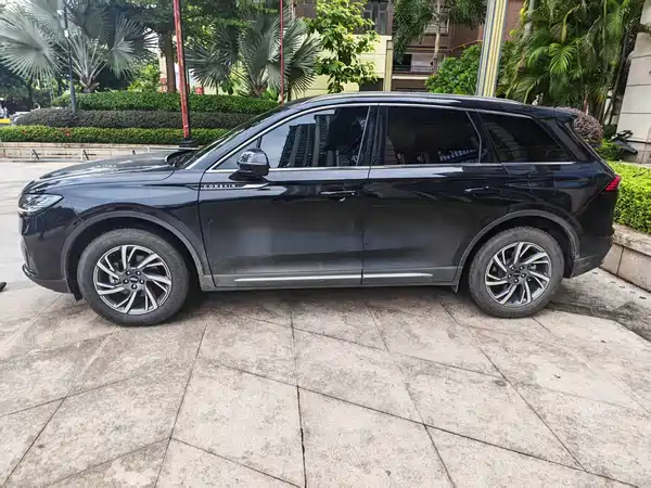 Lincoln Corsair 2023
