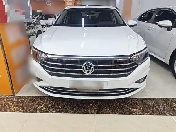 Volkswagen Sagitar 2020
