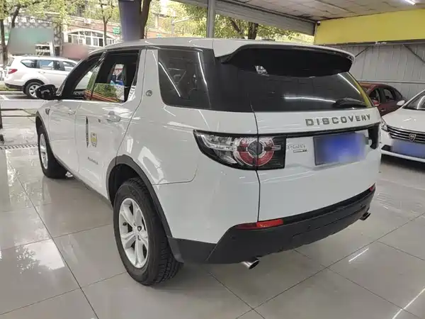 Land Rover Discovery Sport 2016