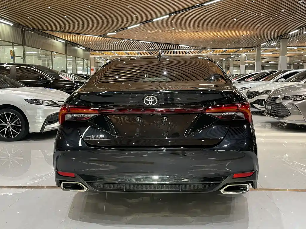 Toyota Avalon 2022 — фото 12
