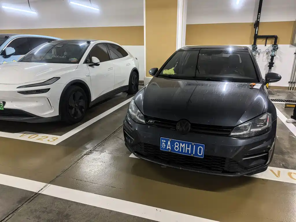 Volkswagen Golf 2020