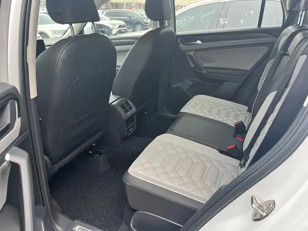Volkswagen Tayron 2023