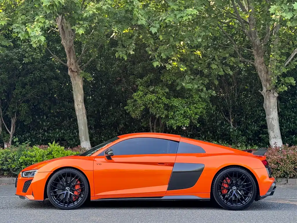 Audi R8 2016 — фото 3