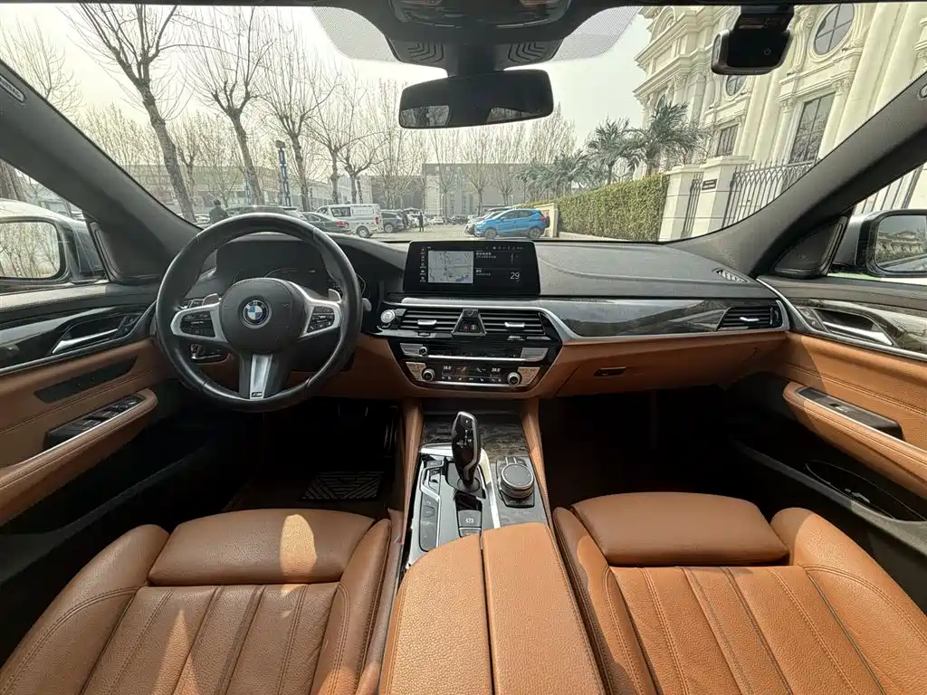 BMW 6 Series GT 2020 — фото 27