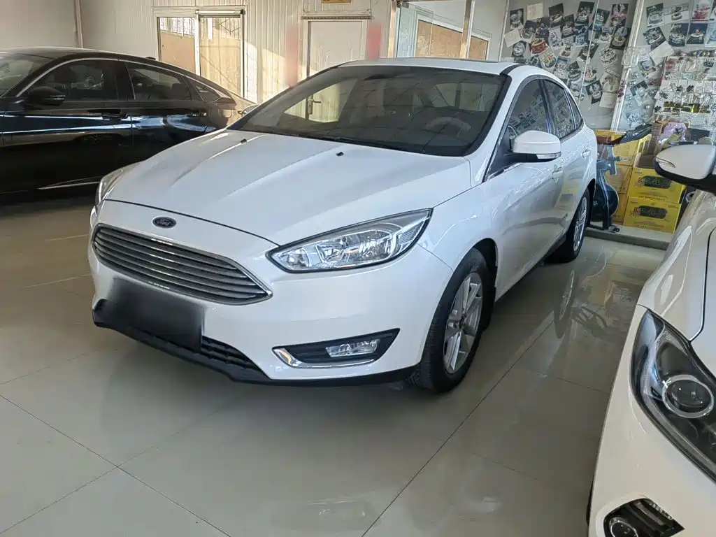 Ford Focus 2017 — фото 2