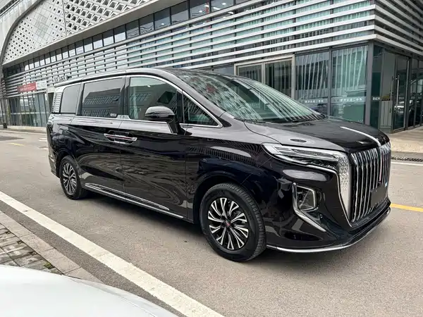 Hongqi HQ9 PHEV 2024