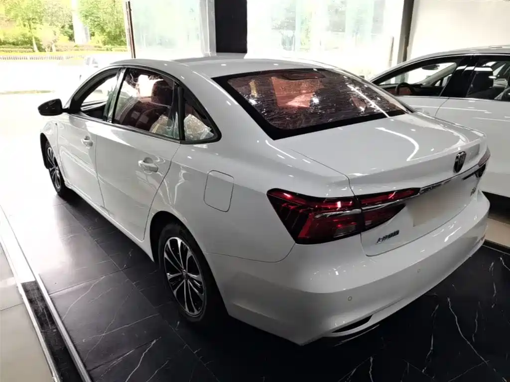 Roewe i6 Classic 2019 — фото 5