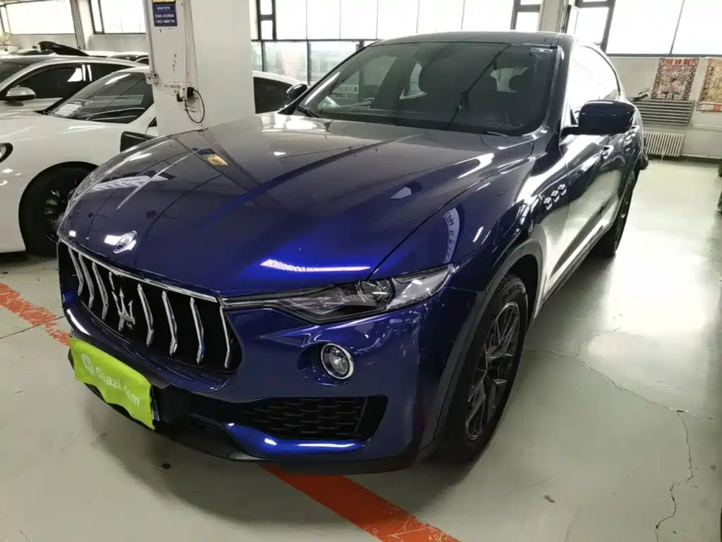 Maserati Levante 2019 — фото 1