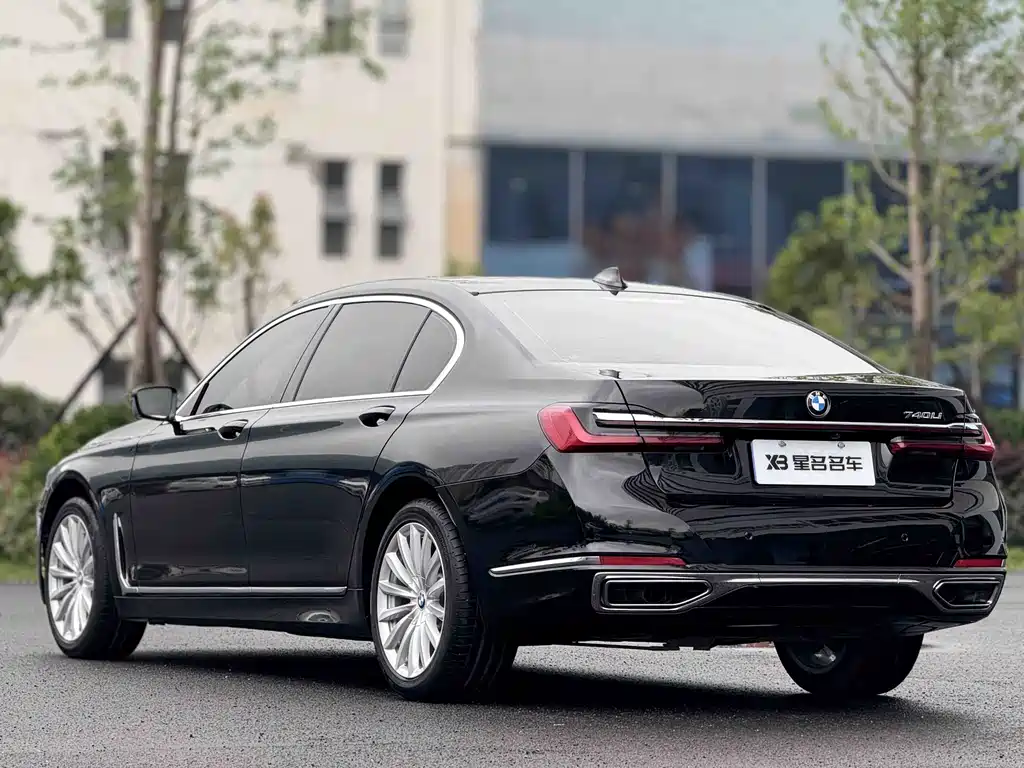 BMW 7 Series 2022 — фото 15