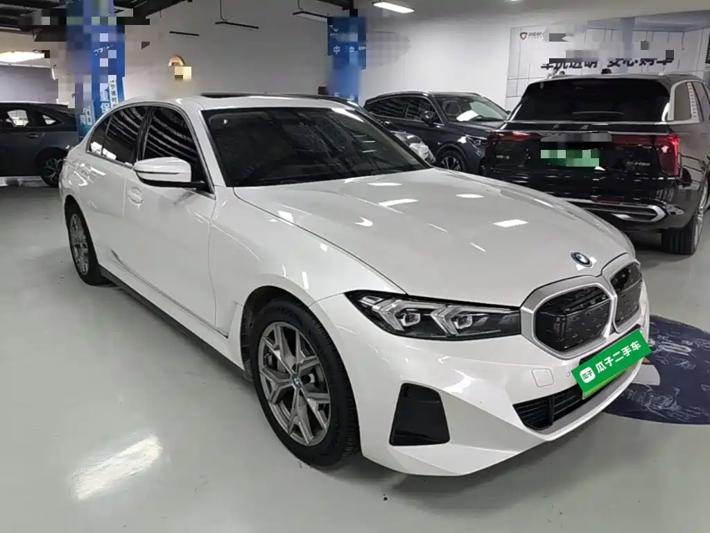BMW i3 2024