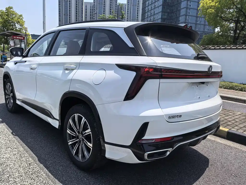 Changan CS75 PLUS 2023 — фото 12