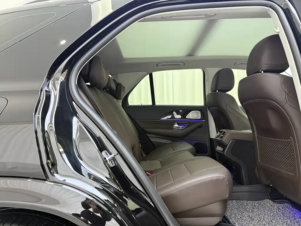 Mercedes-Benz GLE 2023 — фото 10