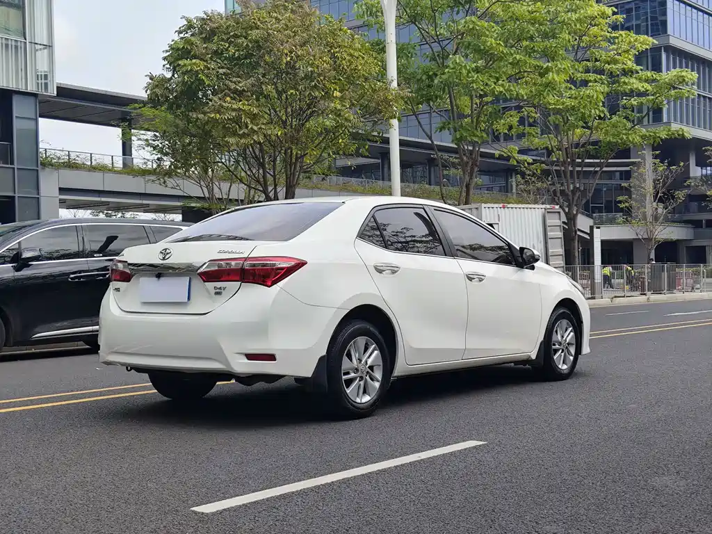 Toyota Corolla 2016 — фото 6
