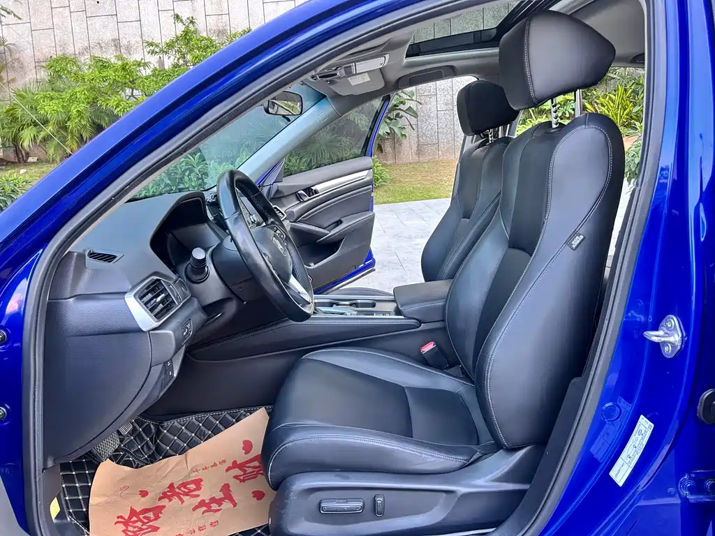Honda Accord 2020 — фото 9