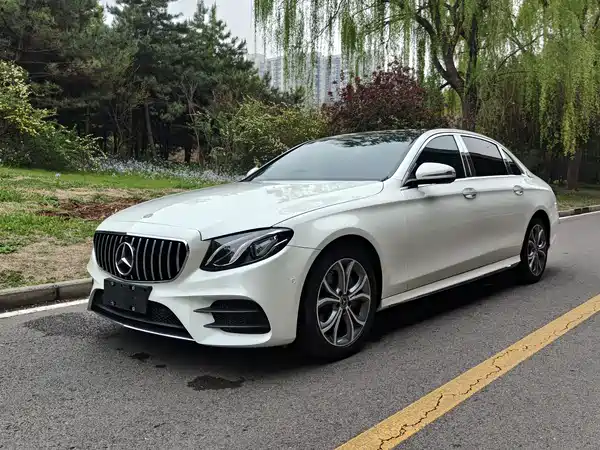 Mercedes-Benz E-Class 2018