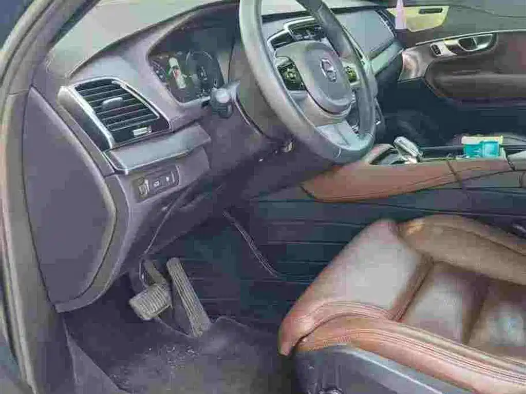 Volvo XC90 PHEV 2023 — фото 3