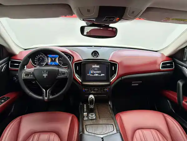 Maserati Ghibli 2017