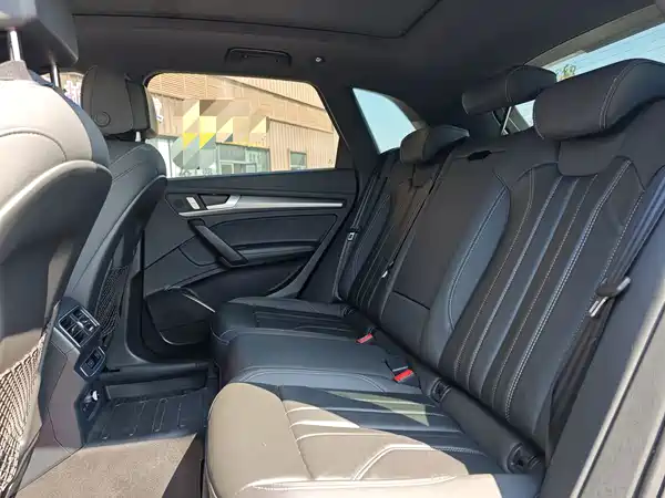 Audi Q5L 2024