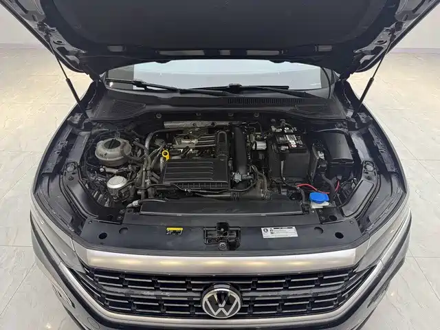 Volkswagen Passat 2022 — фото 13