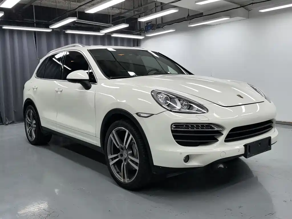 Porsche Cayenne 2010 — фото 3