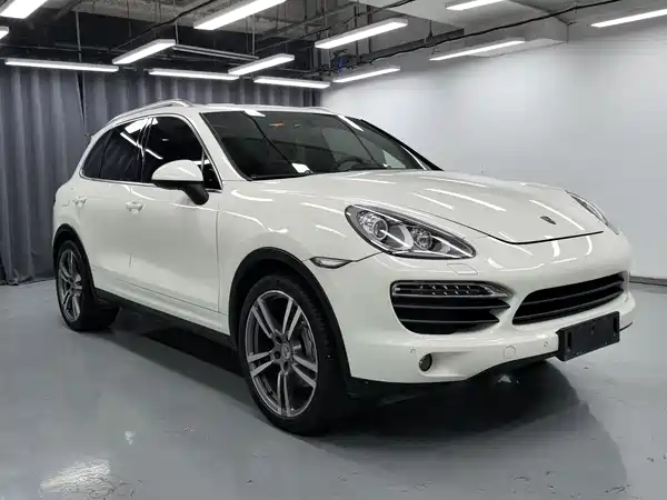 Porsche Cayenne 2011