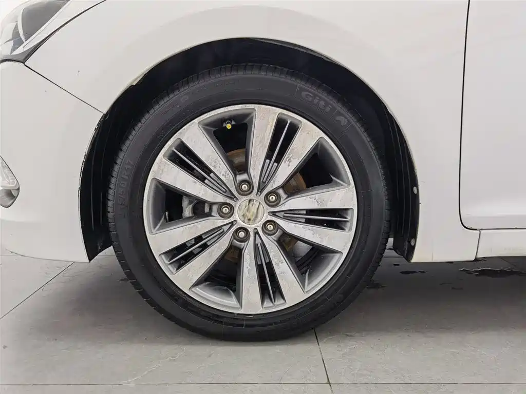Hyundai Mistra 2015 — фото 17