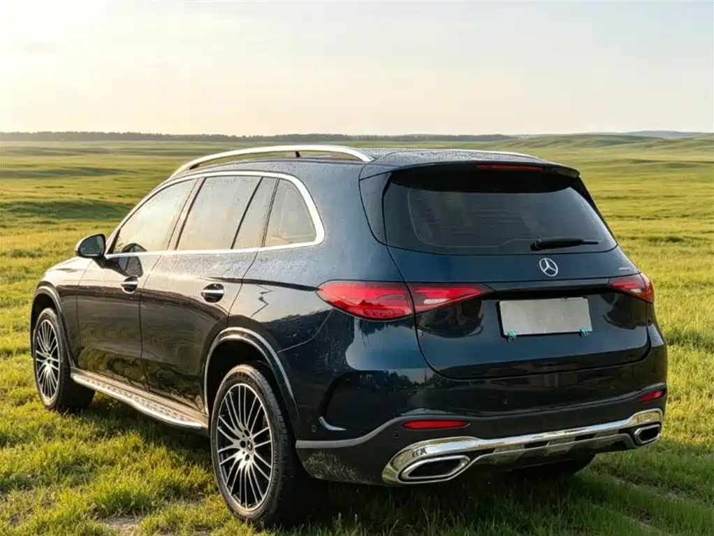 Mercedes-Benz GLC 2023