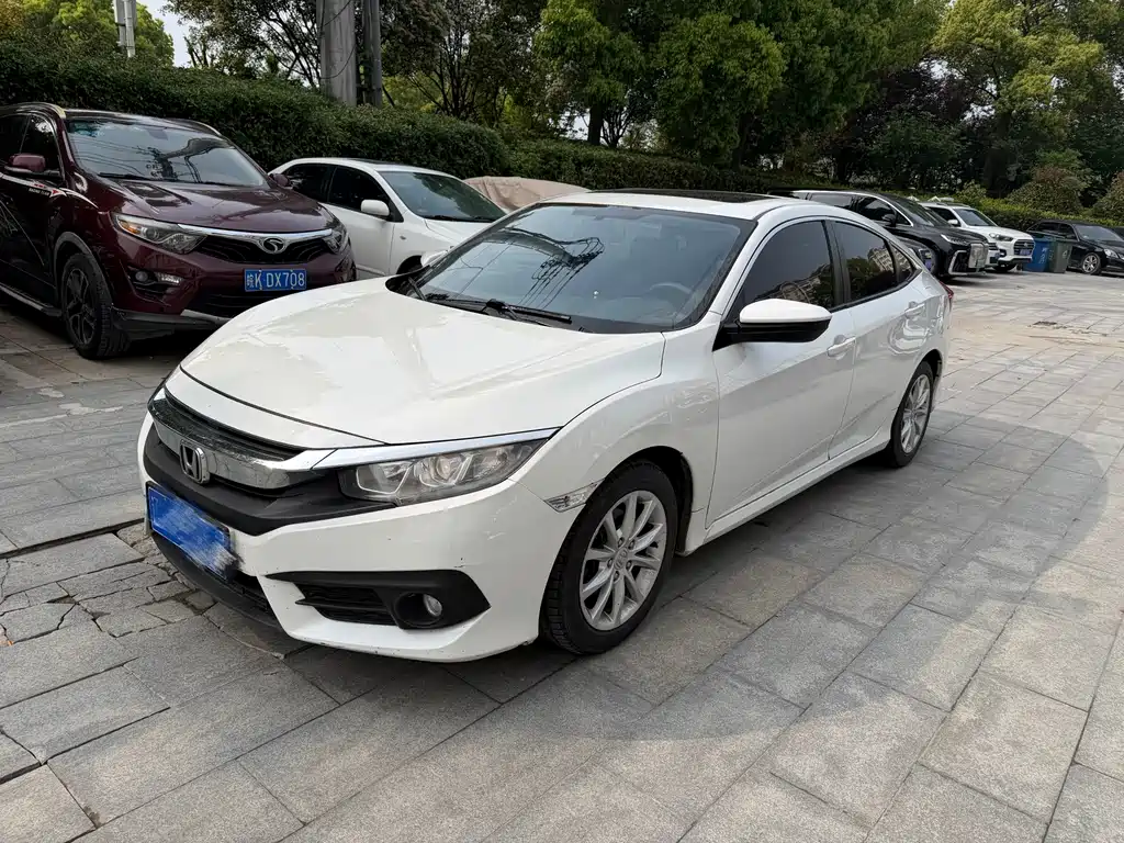 Honda Civic 2018 — фото 1