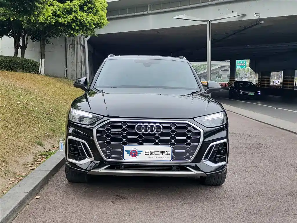 Audi Q5L 2023 — фото 2