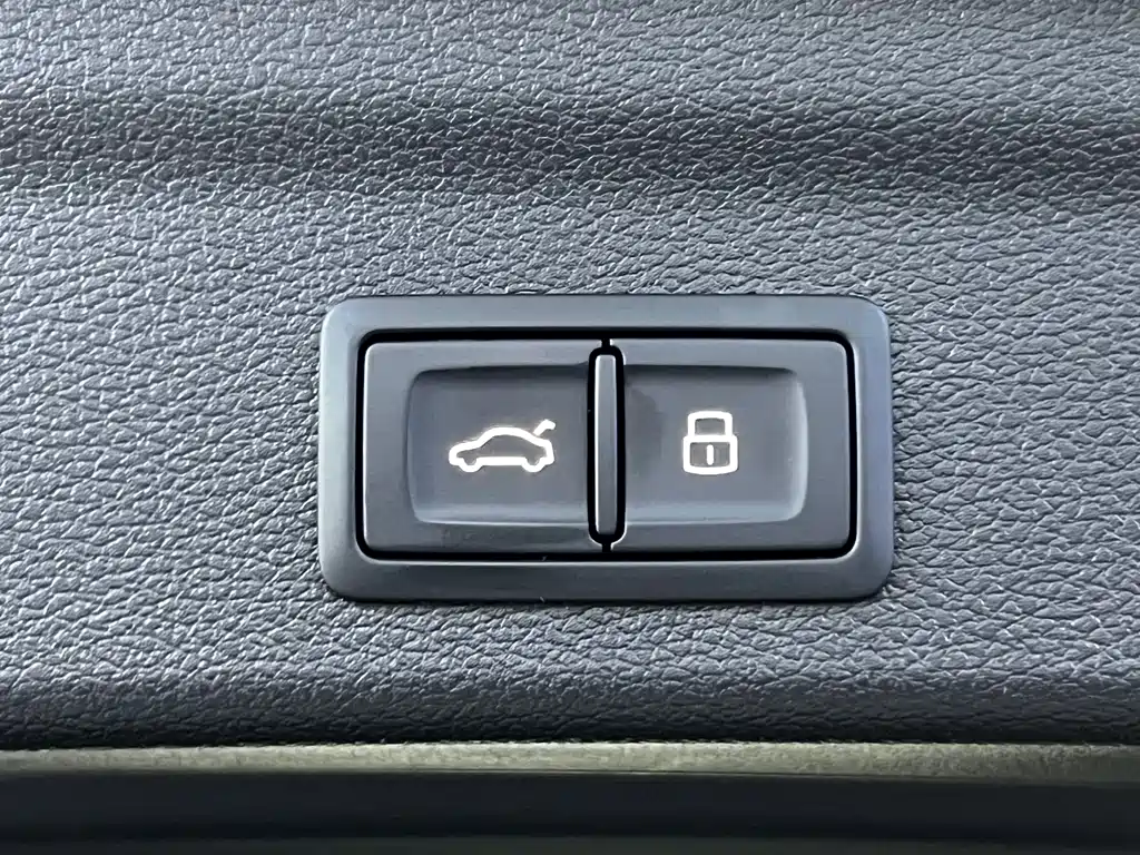 Audi Q3 2022 — фото 12