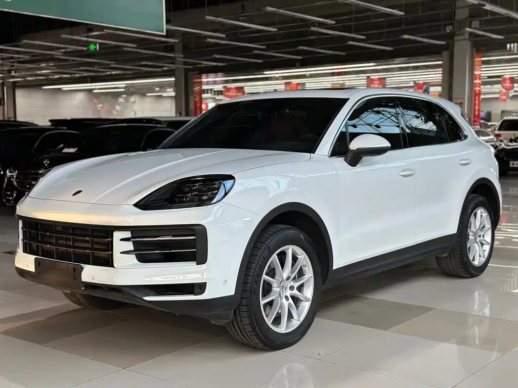 Porsche Cayenne 2025 — фото 1