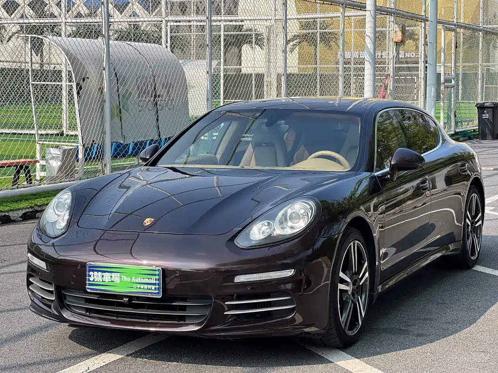 Porsche Panamera 2015 — фото 1