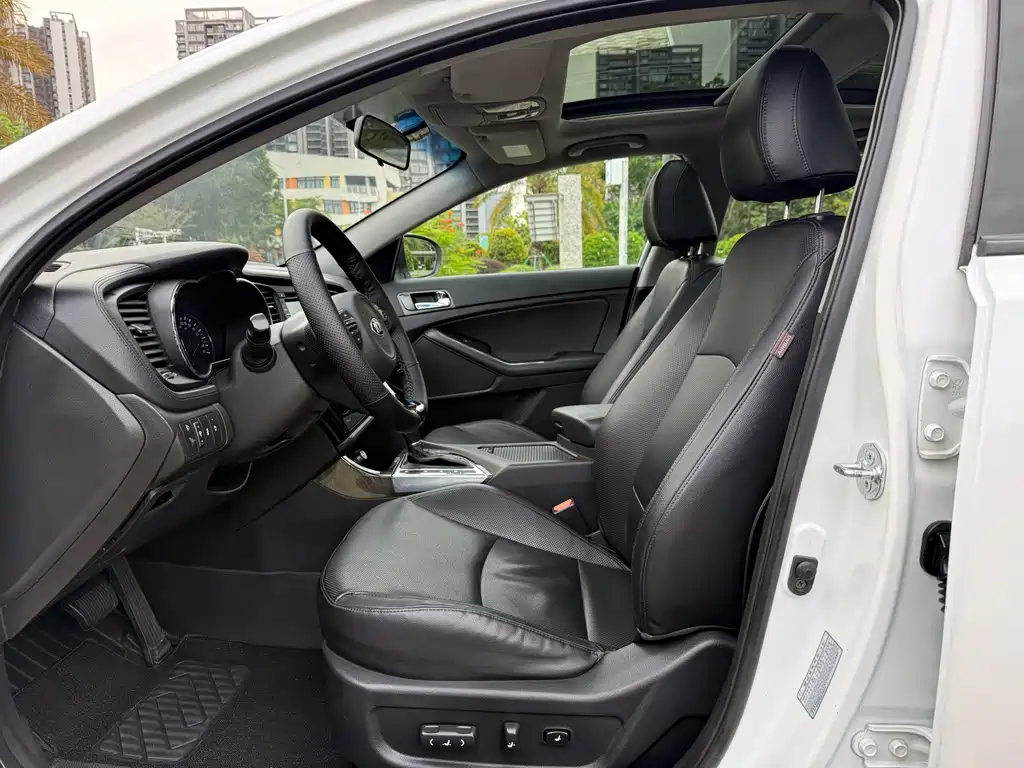 Kia K5 2015 — фото 10