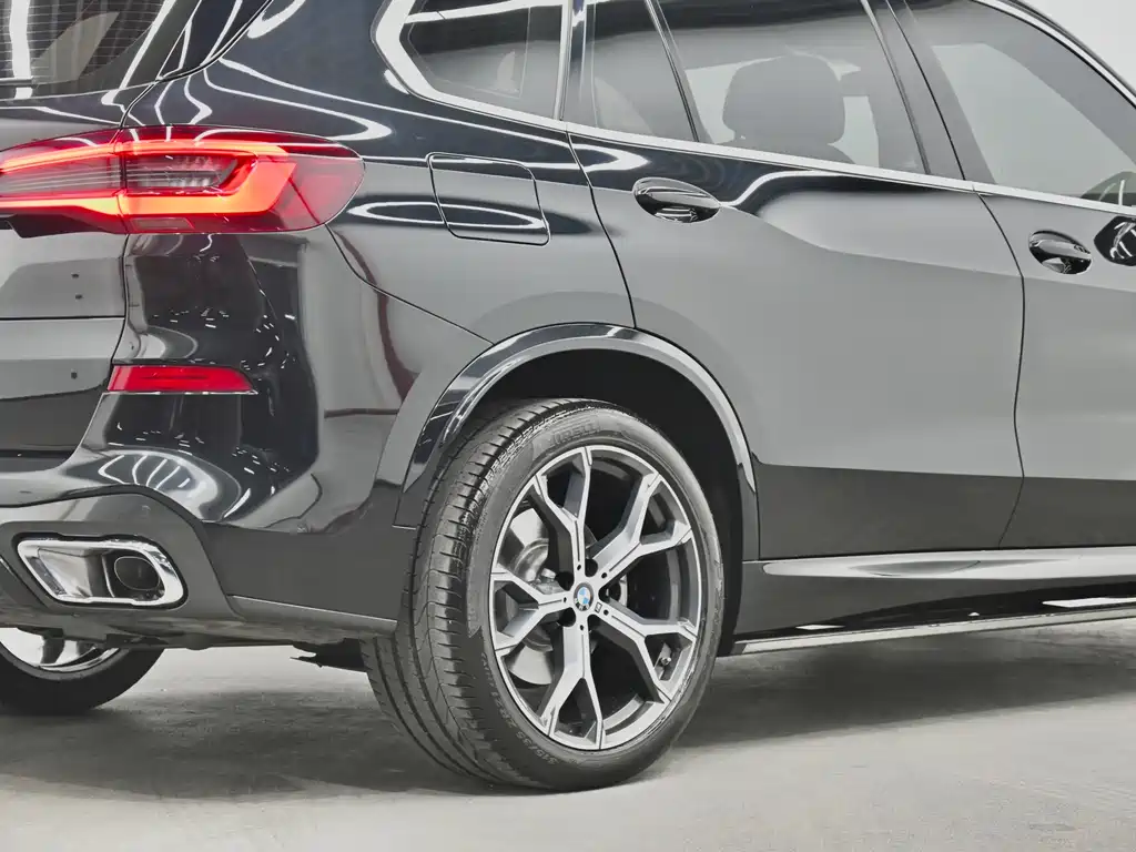 BMW X5 2023 — фото 35