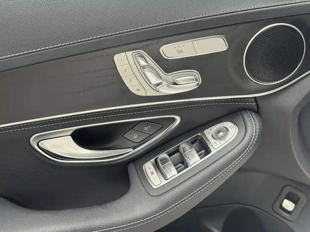 Mercedes-Benz C-Class 2020 — фото 18