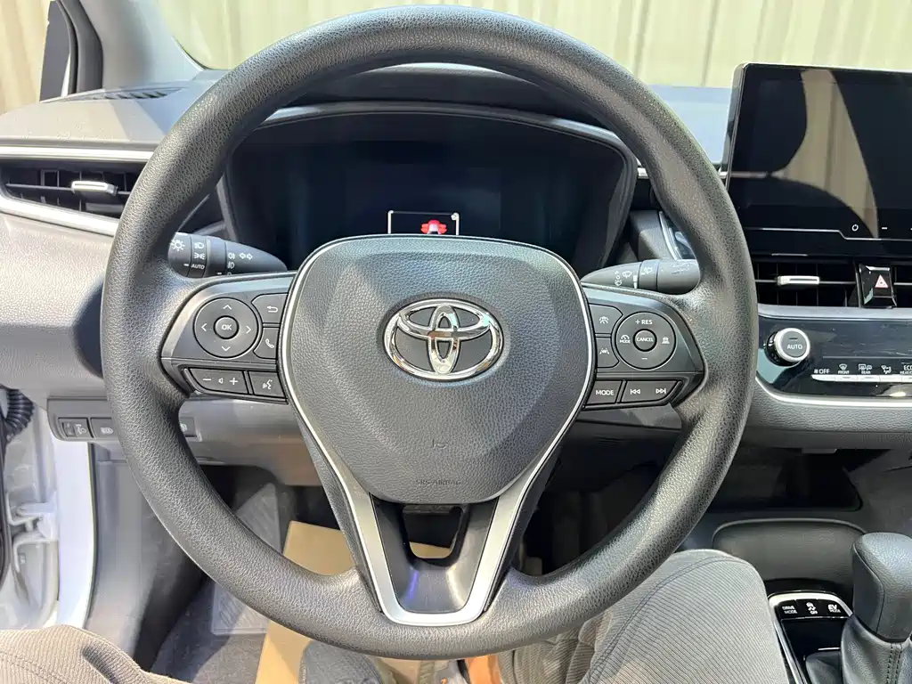 Toyota Corolla 2023 — фото 15