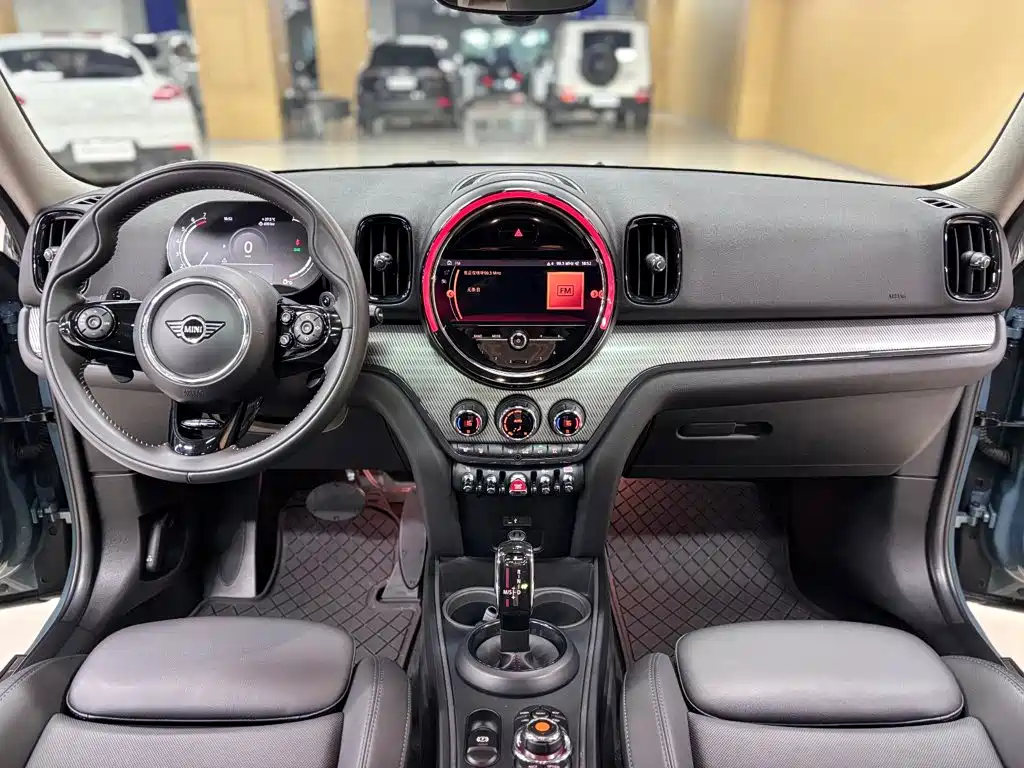 MINI Countryman 2020 — фото 19