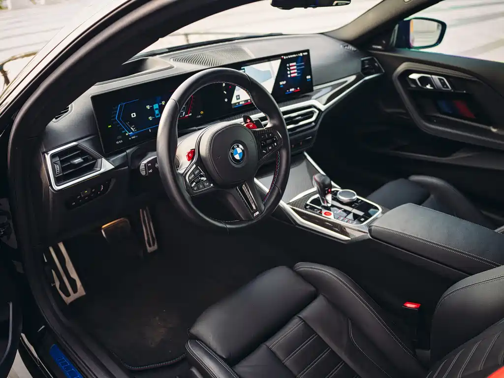 BMW M2 2024 — фото 10