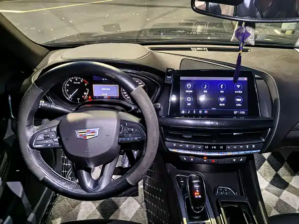 Cadillac CT5 2022