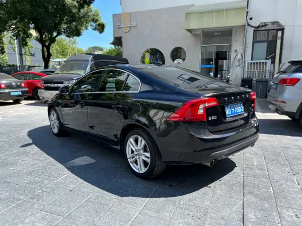 Volvo S60 2011