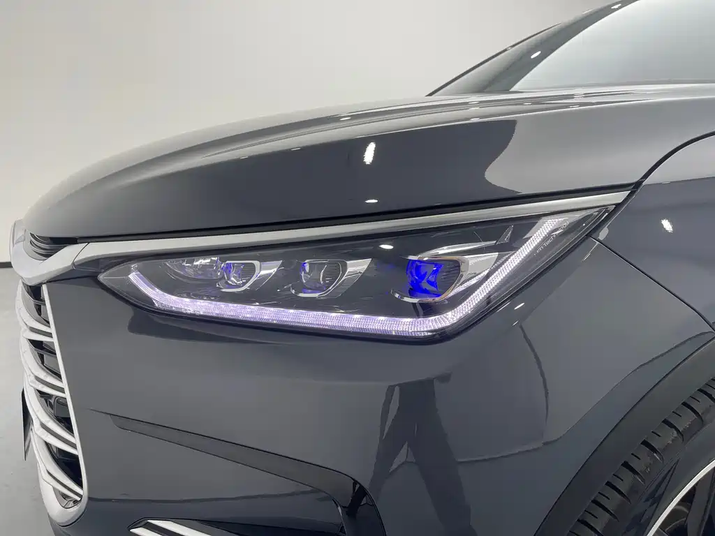 BYD Tang New Energy 2023 — фото 13