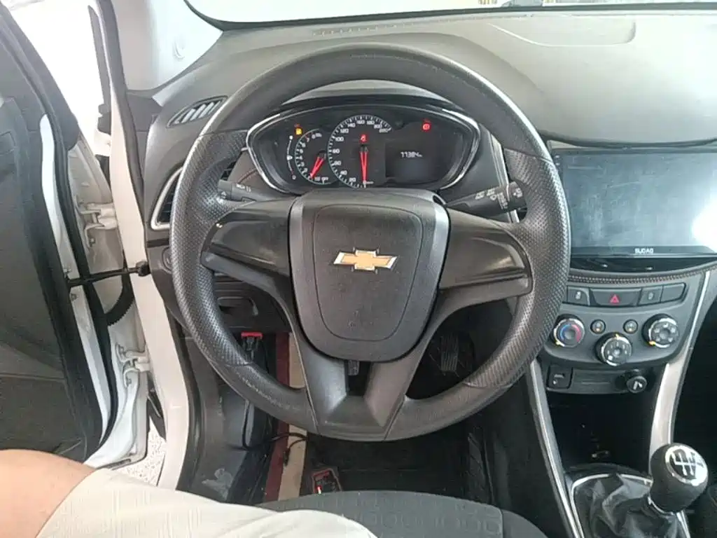 Chevrolet Trax 2017 — фото 11