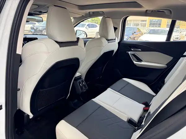 BMW X2 2025