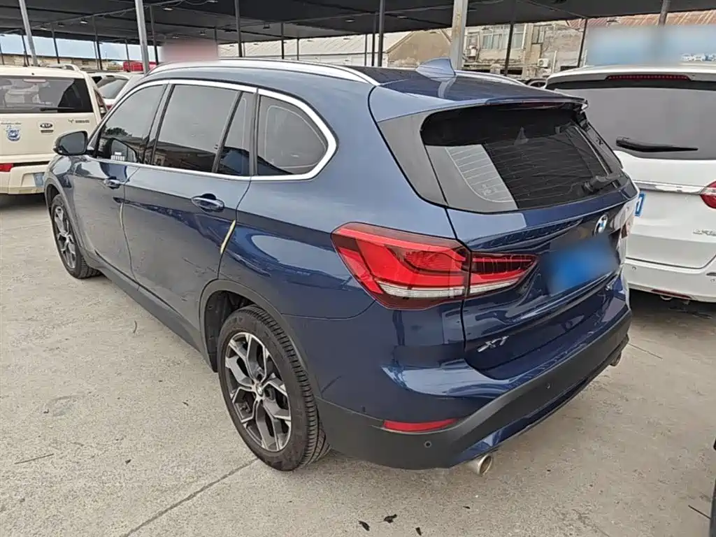 BMW X1 2021 — фото 5