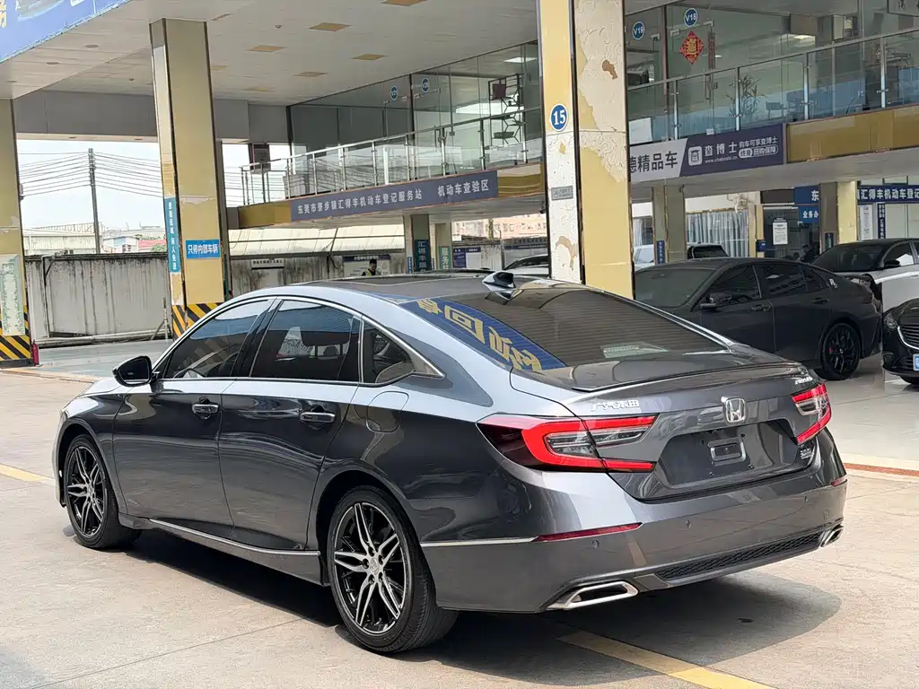 Honda Accord 2023 — фото 14