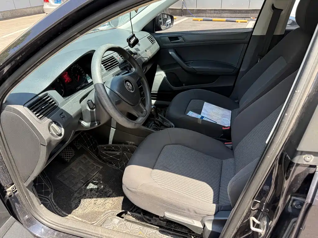 Volkswagen Santana 2021