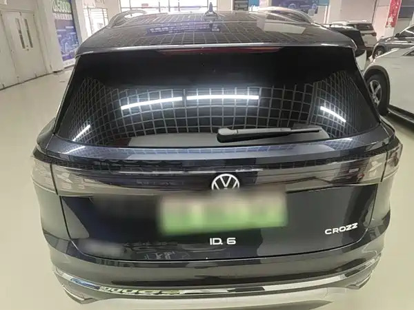 Volkswagen ID 6 CROZZ 2023