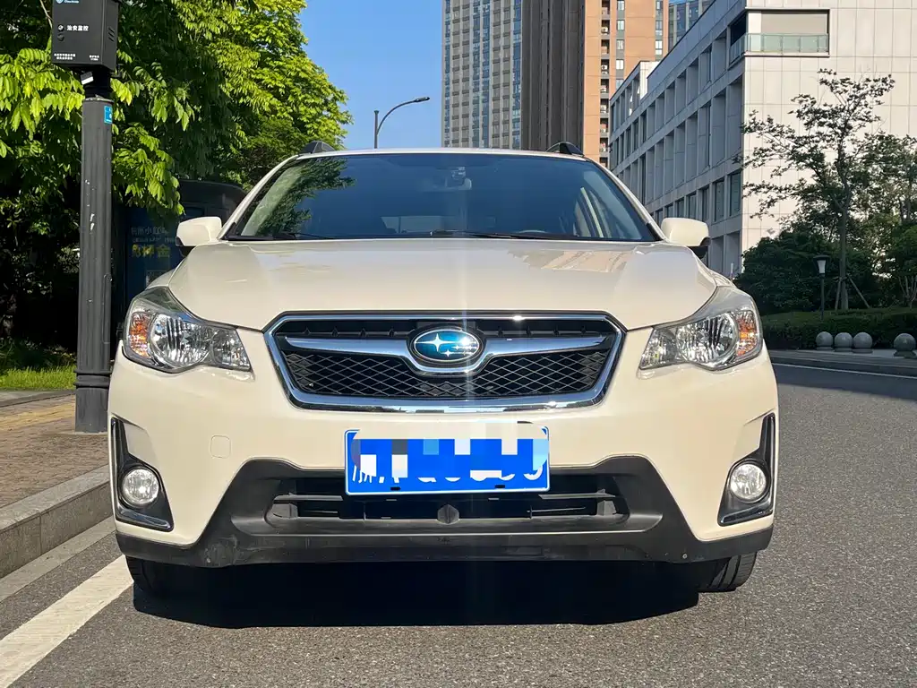 Subaru XV 2015 — фото 2