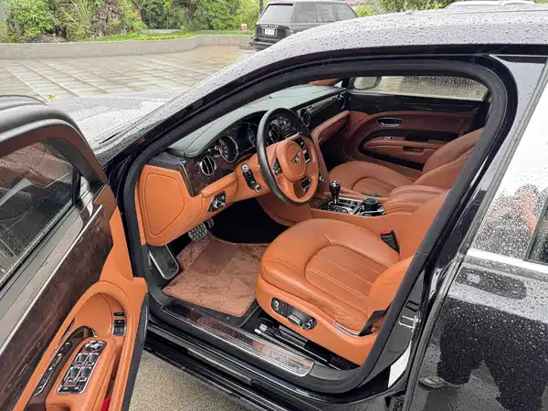 Bentley Mulsanne 2015