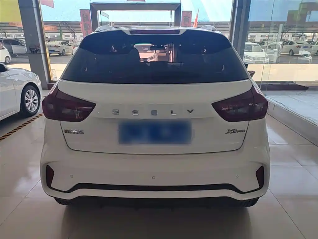 Geely Vision X3 2021